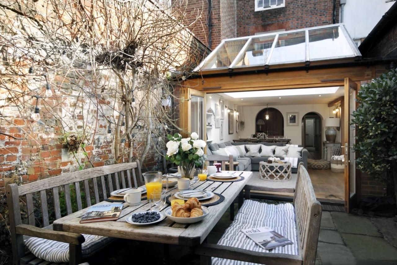亨利昂泰晤士Dolls House - Luxury Townhouse *Sleeps 10*别墅 外观 照片